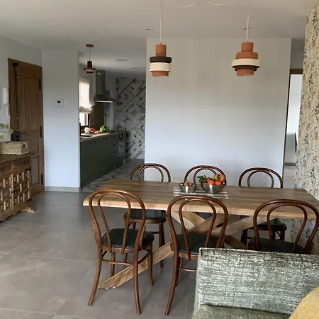 Laureles 칸델레다